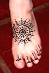Henna1.JPG (85260 bytes)